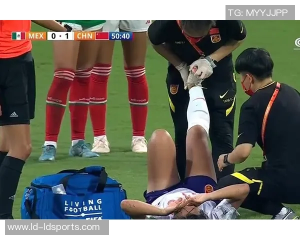 马德兴批评米利西奇不敢与U17女足热身，称换血不及时浪费女足发展机会